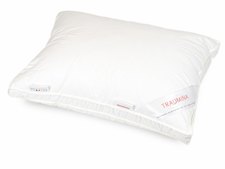 Traumina Exclusive Daune pillow with premium white down filling and soft cotton cover