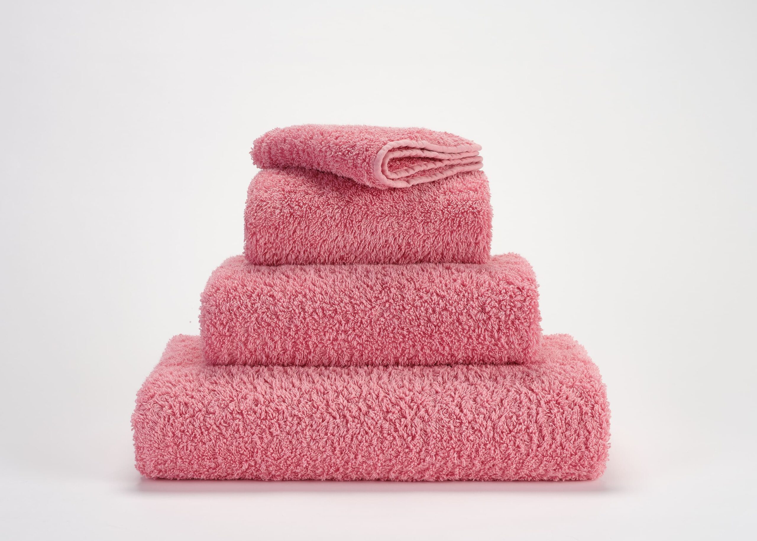 Abyss & Habidecor set of towels in pink color