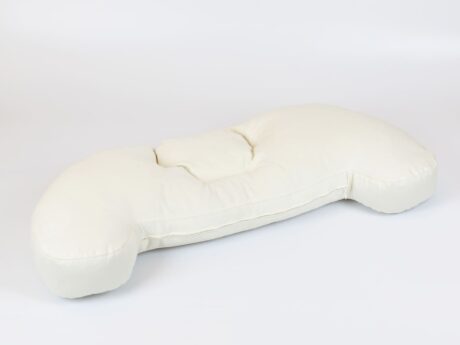 Angled view of Moosburger ergonomic neck pillow