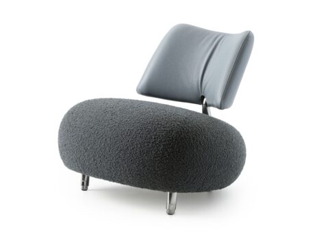 Leolux Pallone PA armchair graphite bouclรฉ seat steel blue leather backrest angled view