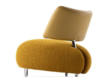 Leolux Pallone PA armchair mustard bouclรฉ seat camel leather backrest side view