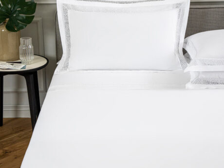 Frette Forever Lace bed linen in white with macramé lace, view 2