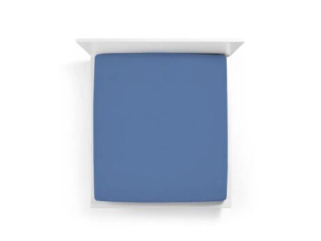 Bella Donna Formesse Jersey Ocean Blue fitted sheet on mattress showing smooth wrinkle-free fit and rich blue color