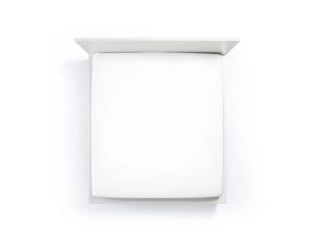 Bella Donna Formesse Jersey white fitted sheet on mattress showing smooth wrinkle-free fit and clean white color