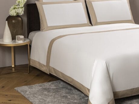 Frette Bold duvet cover and pillowcases, side view