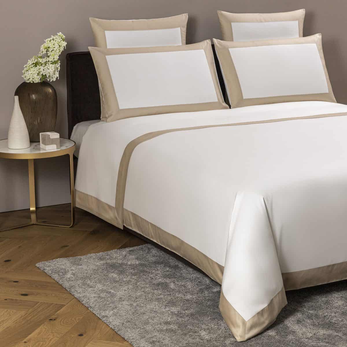 Frette Bold duvet cover and pillowcases, side view