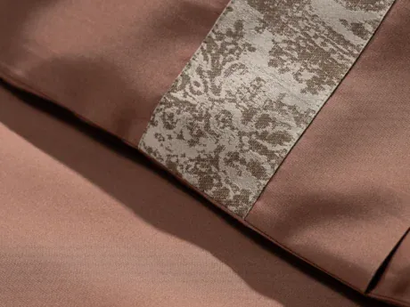 Graser Bellissima paisley satin pillowcase in nougat