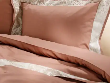 Graser Bellissima satin detail